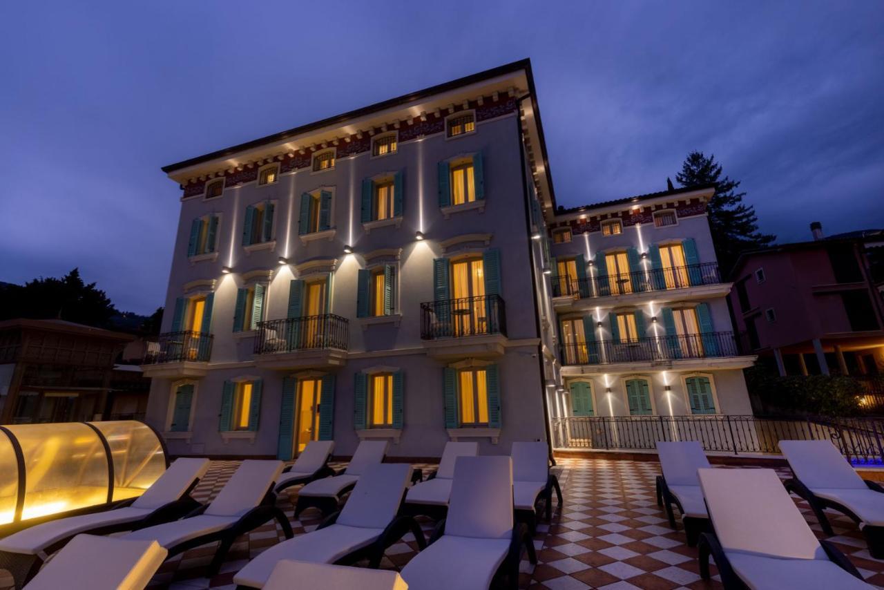 Gardone Palace Hotel Гардоне Ривера Екстериор снимка